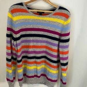 Charter Club Luxury 100% Cashmere woman’s sweater. Preowned Size L